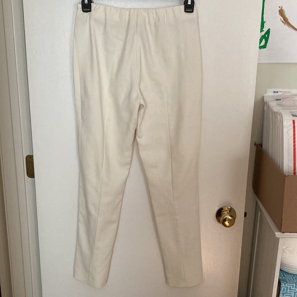 AKRIS, Melissa, Ivory, cotton blend side zip pants. Size, 4 - Picture 3 of 13